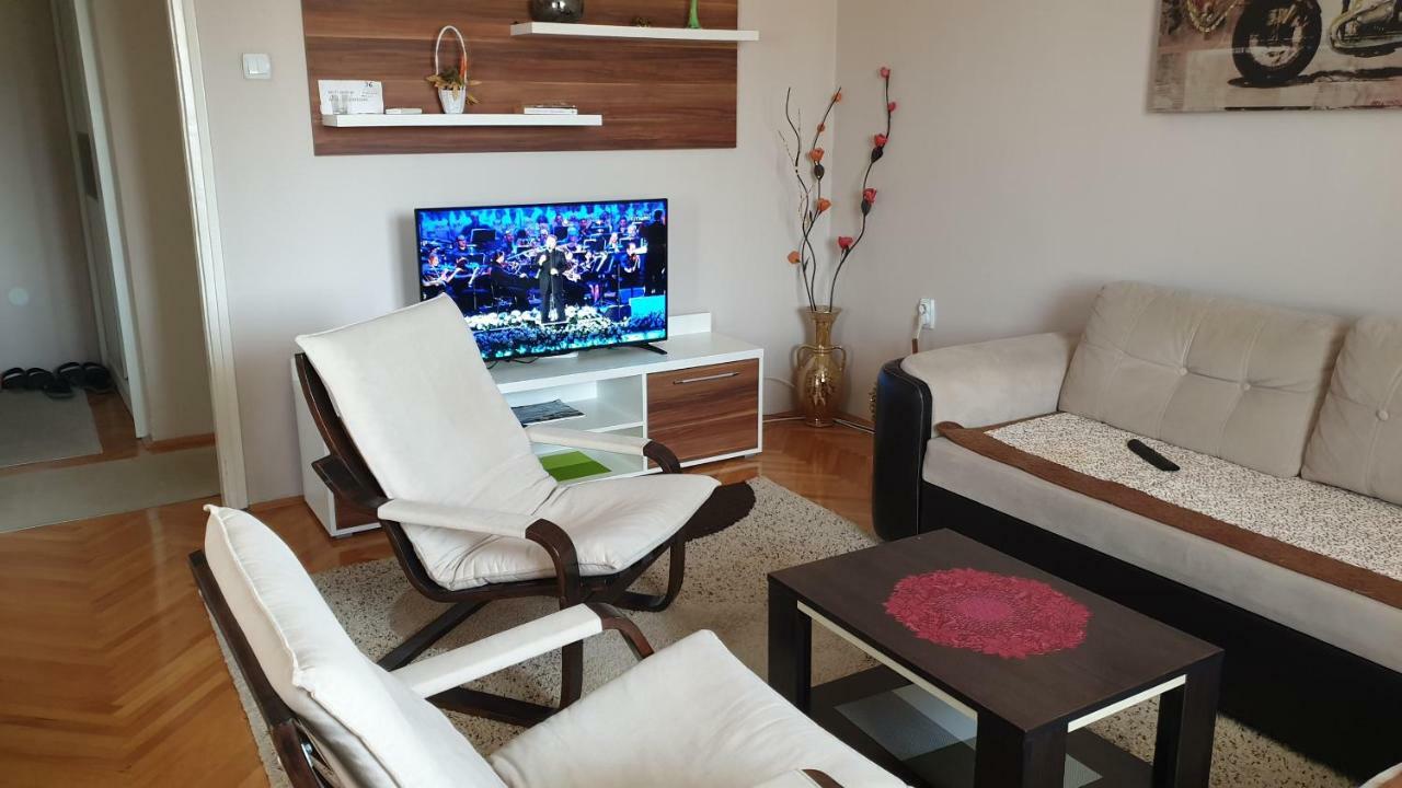 Apartman Sweet Dreams 1 Ni Exterior foto