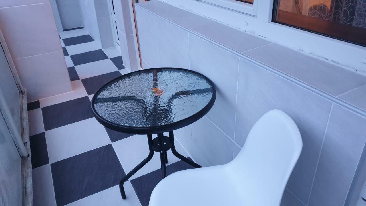 Apartman Sweet Dreams 1 Ni Exterior foto